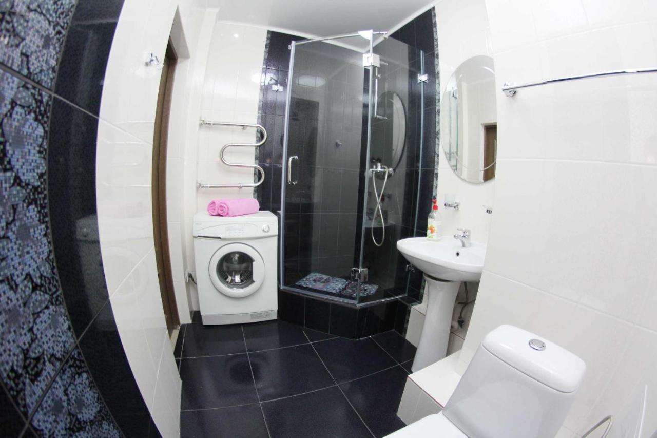 Comfortable Apartment, Samal 2 Almaty Exterior photo